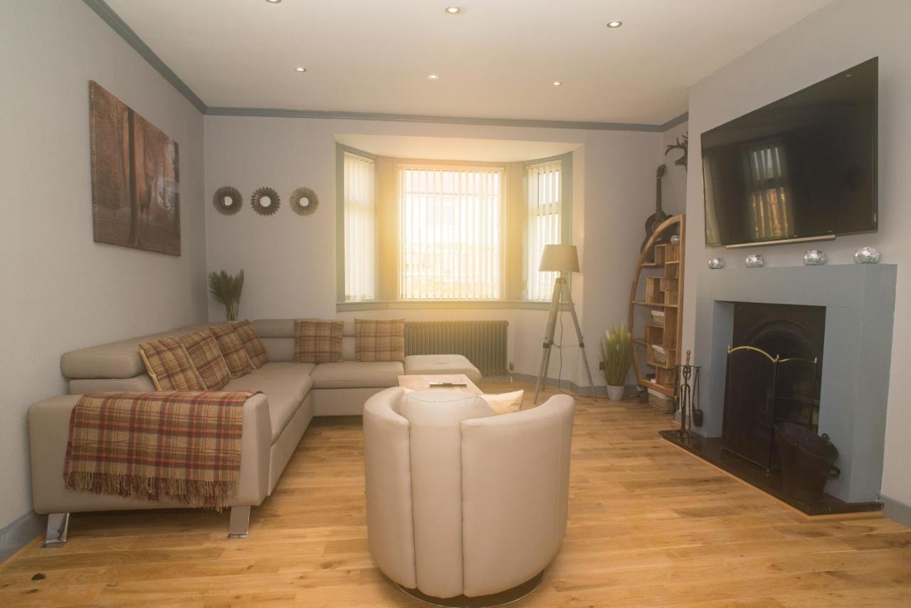 Luxury Super Central Cottage With A Hot Tub/ Gym Portree Kültér fotó