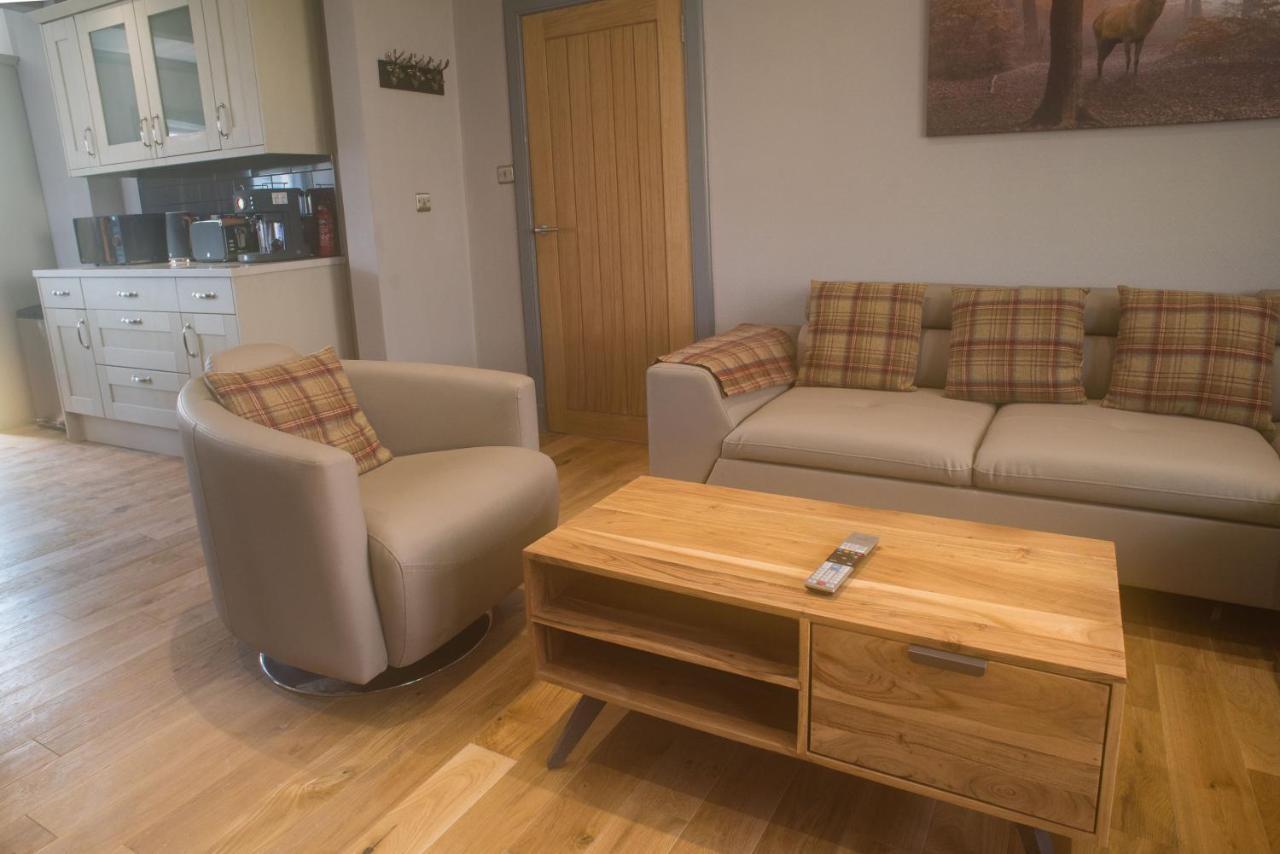 Luxury Super Central Cottage With A Hot Tub/ Gym Portree Kültér fotó